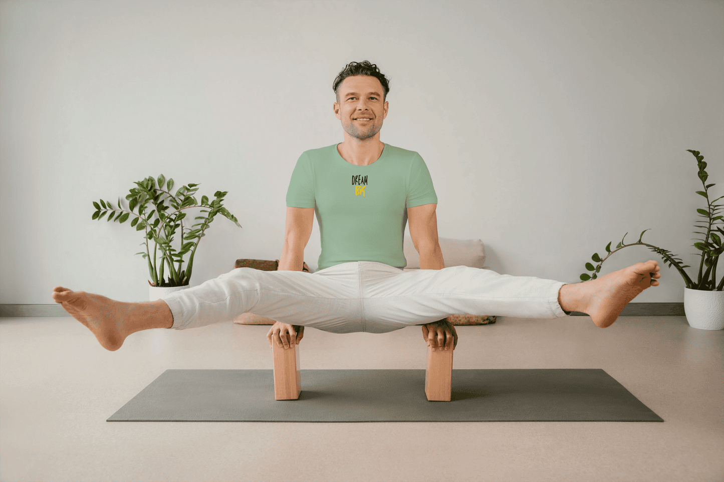 Dream Big Terry Cotton Tee - Comfortable & Stylish Wear for Ambitious Individuals